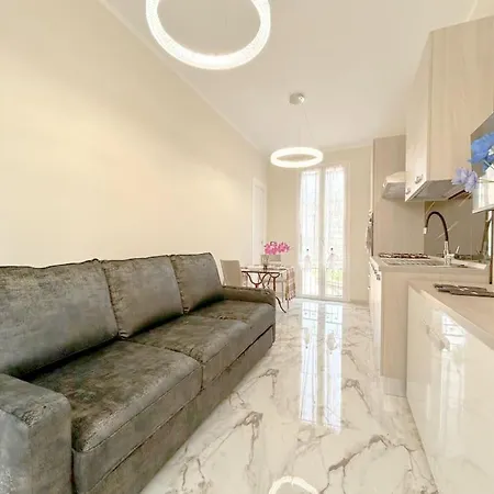 A 600mt Ariston Ac Netflix Apartment *
